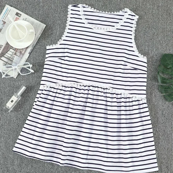 SLEEVELESS NEW WOMENS BLACK WHITE TANK SHIRT TOPS CASUAL FALL SPRING TOP SIZE M - Picture 1 of 4